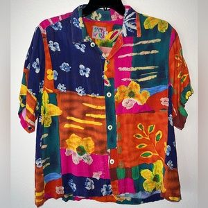 Jam’s World medium, rayon, short sleeve women’s shirt, blocks flower design